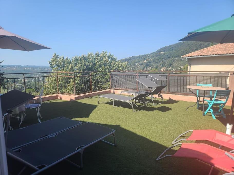 De 1 A 6 Avec Terrasse Solarium, Vue Panoramique Et Parking Gratuit Leilighet Grasse Eksteriør bilde